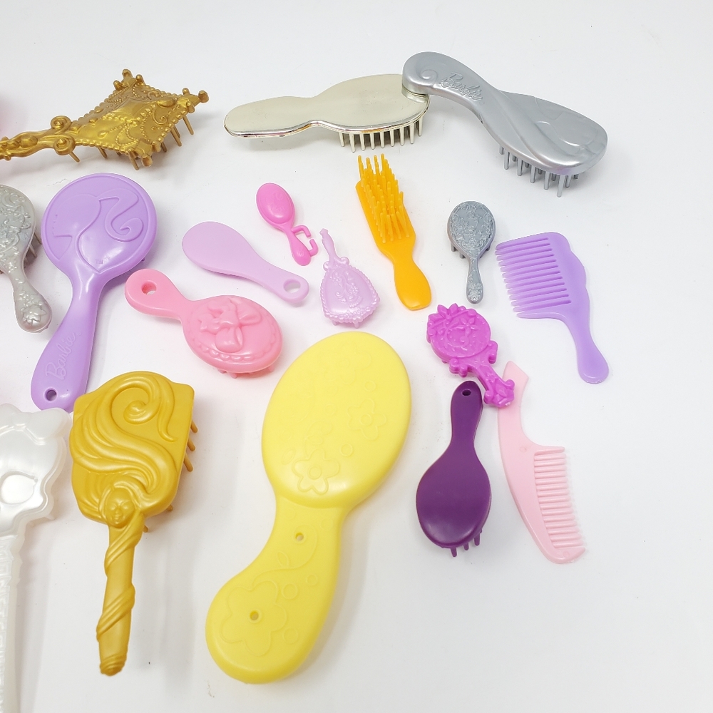 Variety of Toy Brushes Barbie/My little Pony/Other brands Lot of  22 Different t - Picture 2 of 8